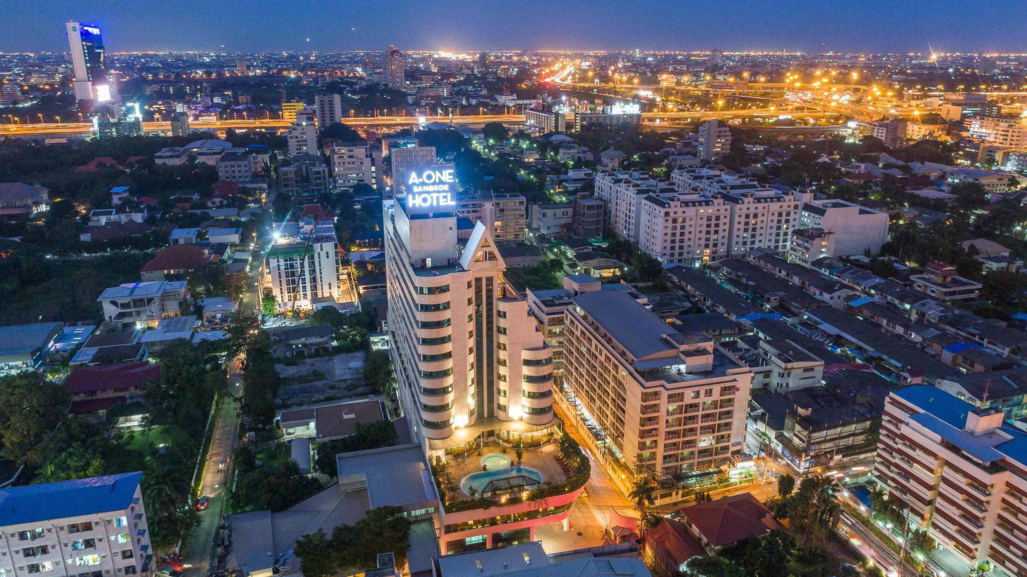 A-One Bangkok Hotel Exterior foto